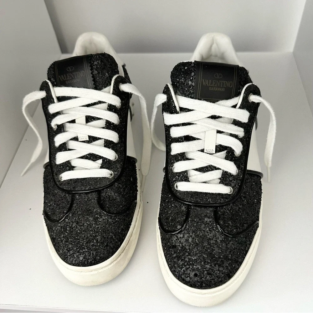 EUC Valentino Garavani Glitter Rockstud Lace Up Sneakers BLACK 37.5 FLY CREW - Picture 6 of 13